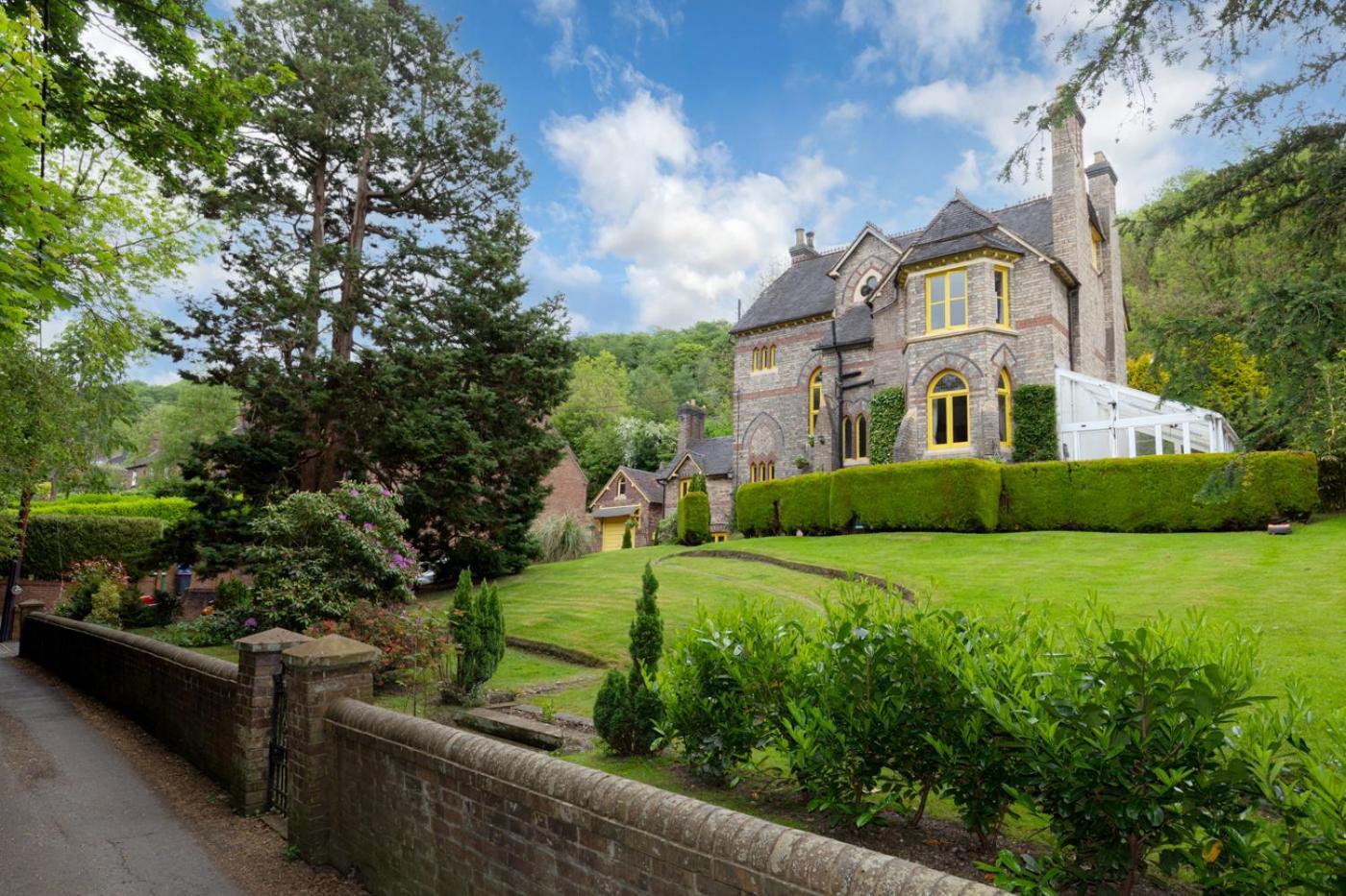 Coalbrookdale Villa Айронбридж Екстериор снимка